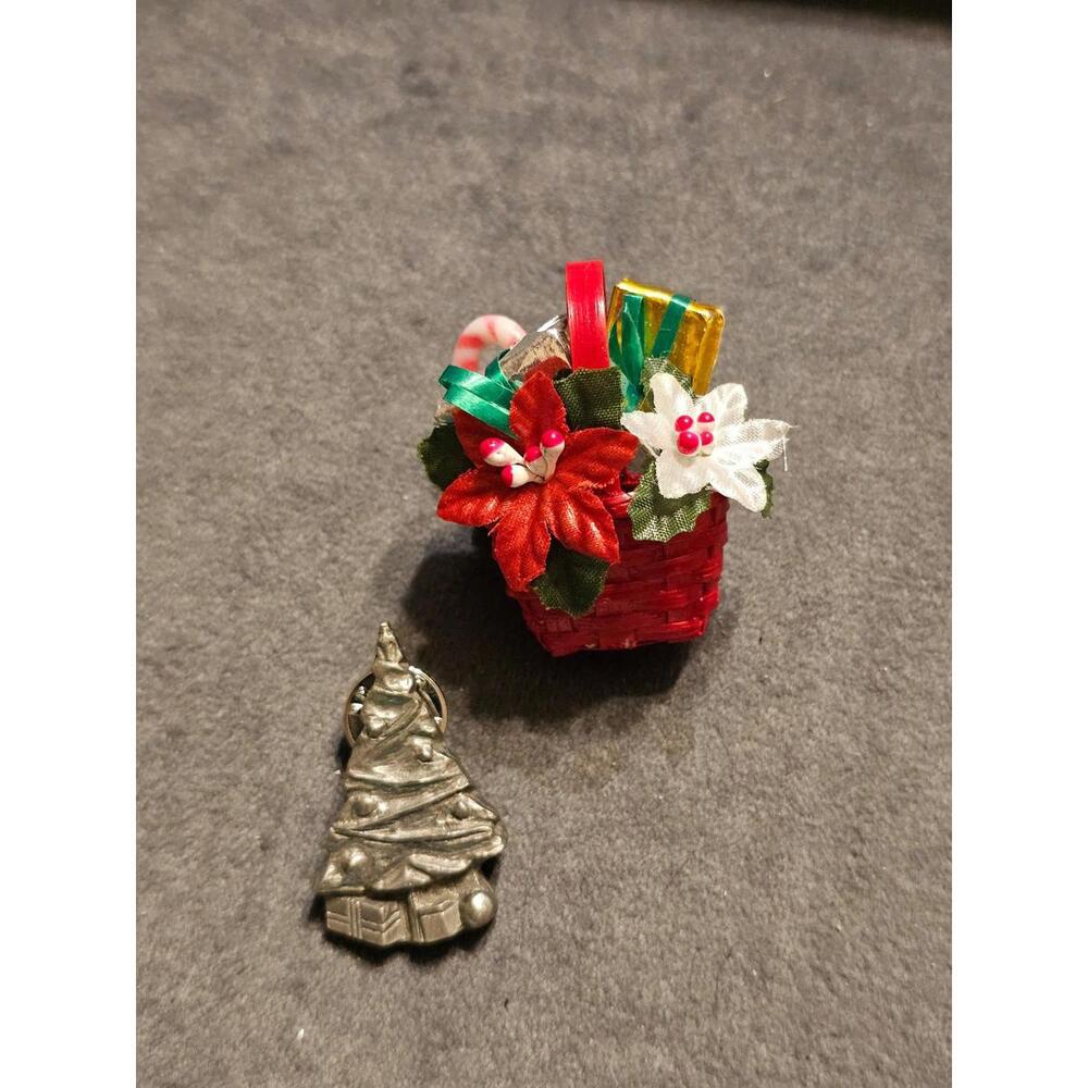 Christmas Brooch And Pin
